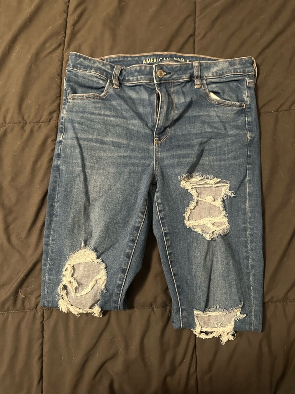 American Eagle high rise Jeans